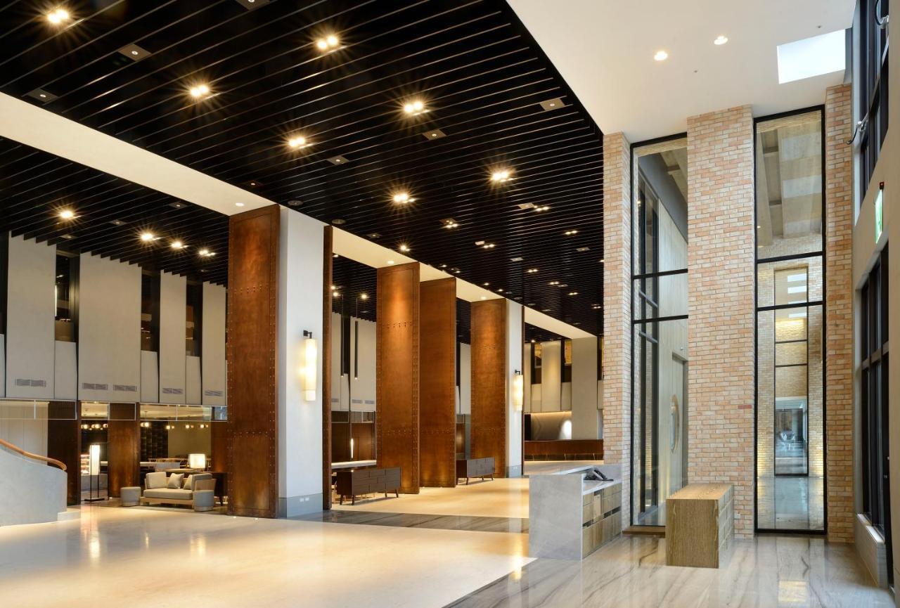 Evergreen Palace Hotel Chiayi Taibao ภายนอก รูปภาพ The lobby of the hotel